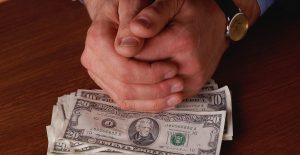 Twelve Warning Signs of Predatory Lending and Untrustworthy Lenders